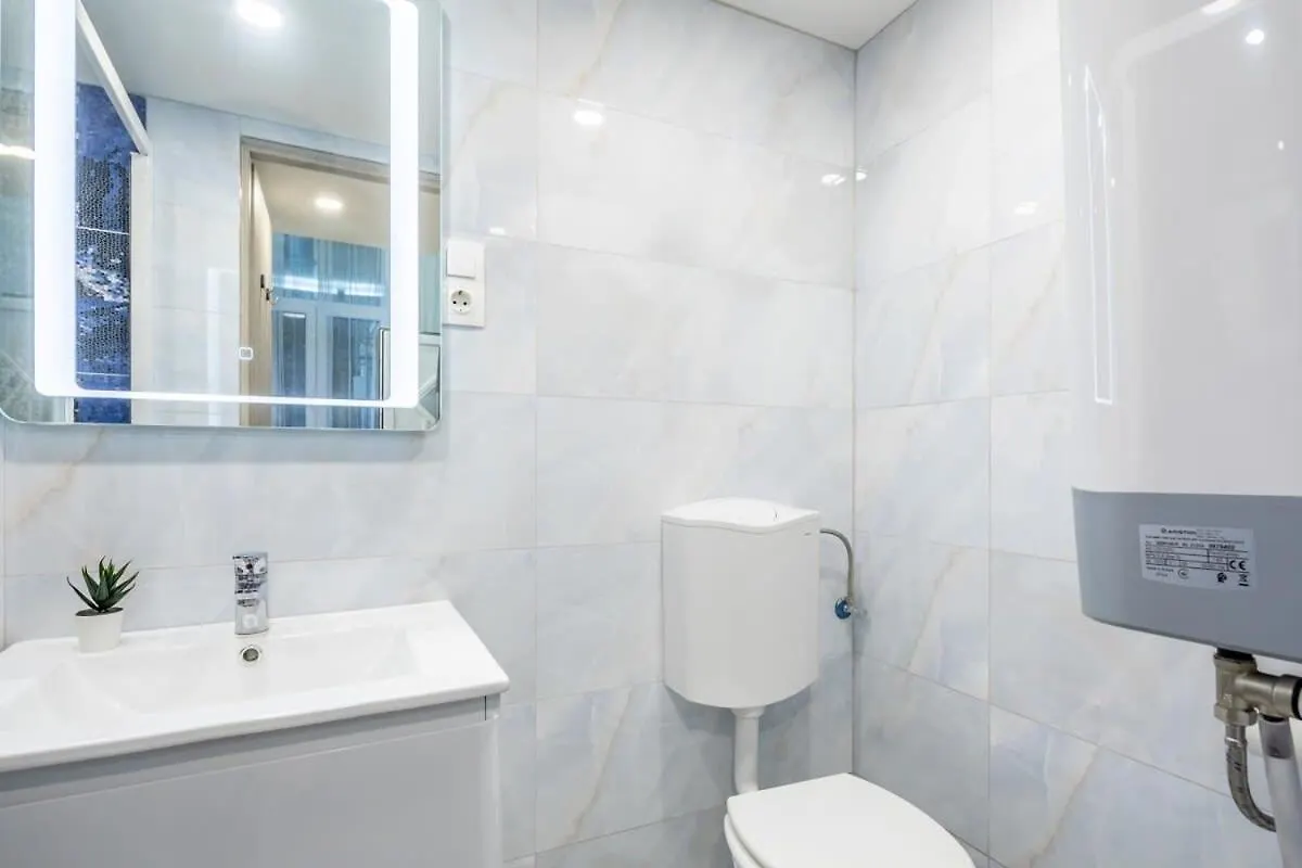 Quiet Central Studio Budapest Apartment